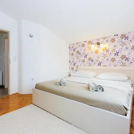 Holiday home Three-bedroom In *