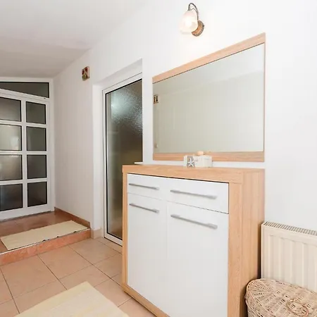 Holiday home Three-bedroom In Sibenik
