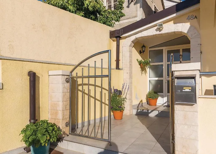 Three-bedroom In Šibenik