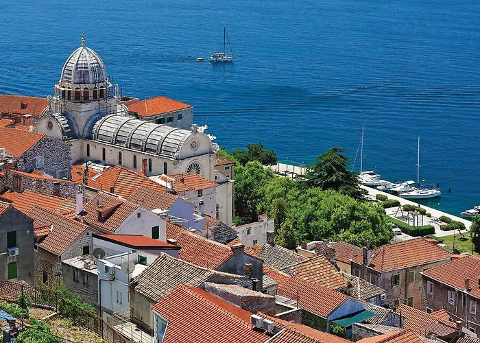 Three-bedroom In Vakantiehuis