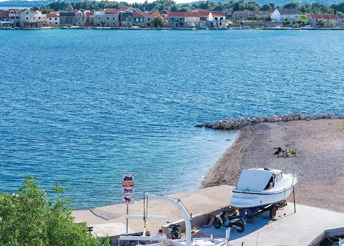 Three-bedroom In Vakantiehuis